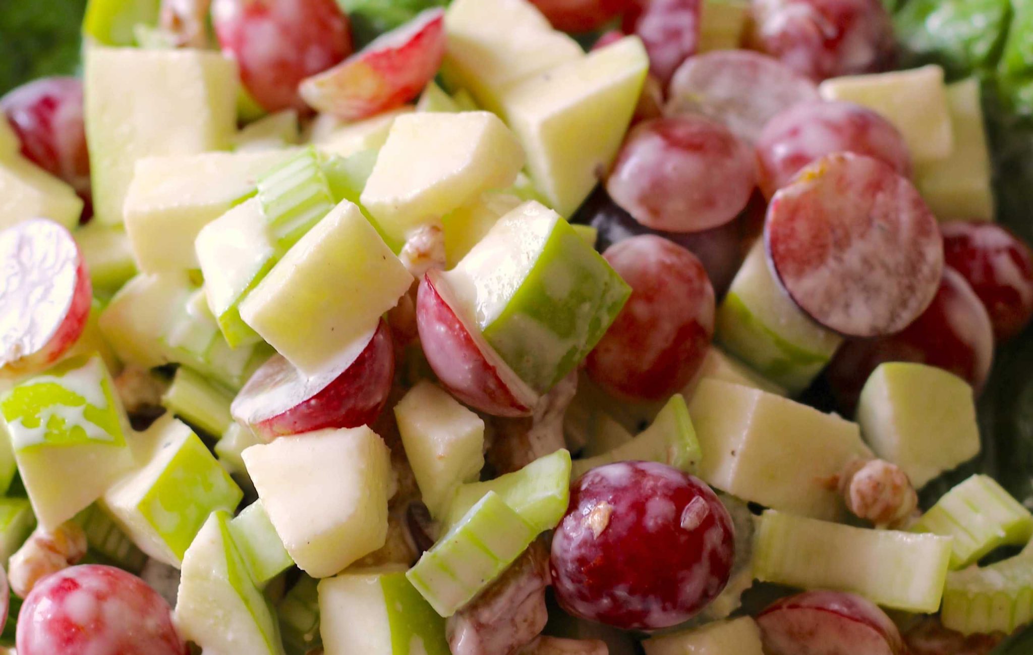 Classic Waldorf Salad: A Timeless Side Dish Perfect for Any Occasion