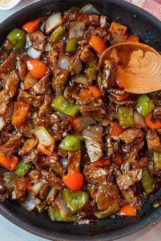 Chinese Pepper Steak with Onions: A Quick and Flavorful Delight