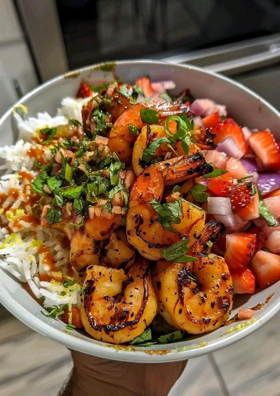 Lemon Herb Shrimp Bowl with Strawberry-Basil Topping 