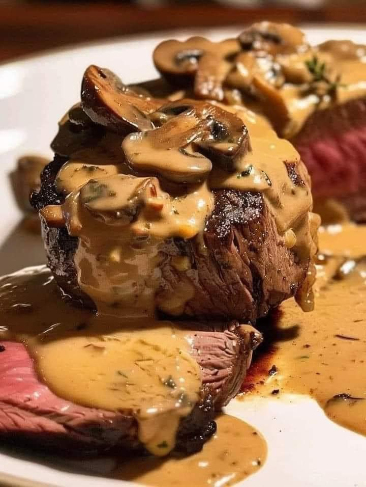 BEEF TENDERLOIN WITH CREAMY MUSHROOM SAUCE 