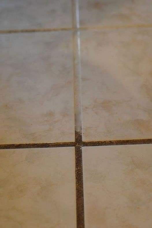 ONLY 3 INGREDIENTS NEEDED TO CLEAN GROUT AND TILES! Revitalize Your Grout! PLUS, hints on how to maintain a flawless finish!