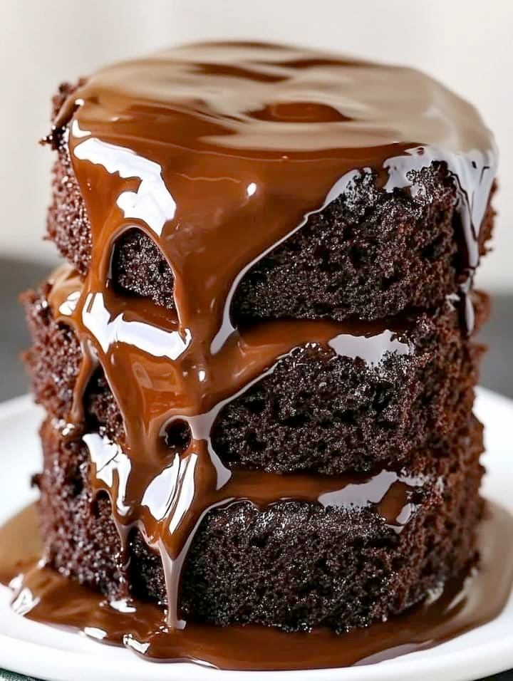 Super Moist Chocolate Cake with Perfect Chocolate Ganache