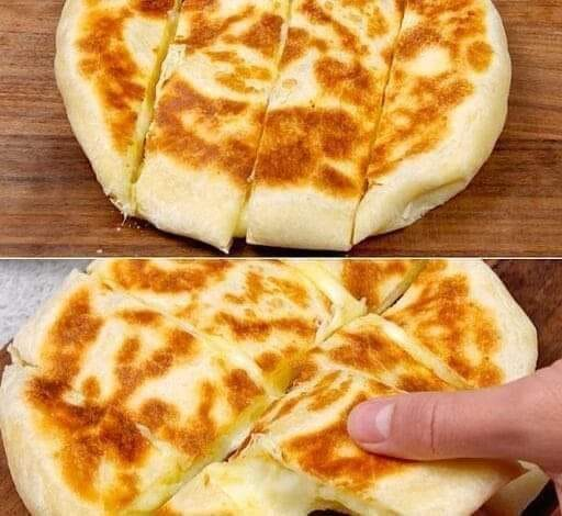 Keto Cheesy Focaccia in a Pan