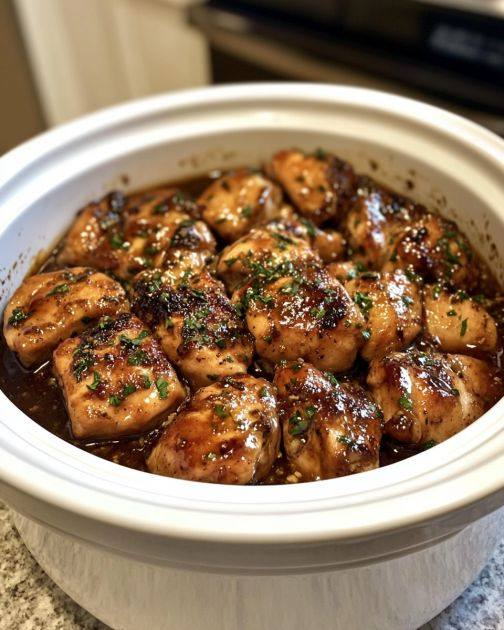 ‘Honey Garlic Perfection’—this sweet and savory 5-ingredient dish is the easiest, tastiest way to warm up during the winter!