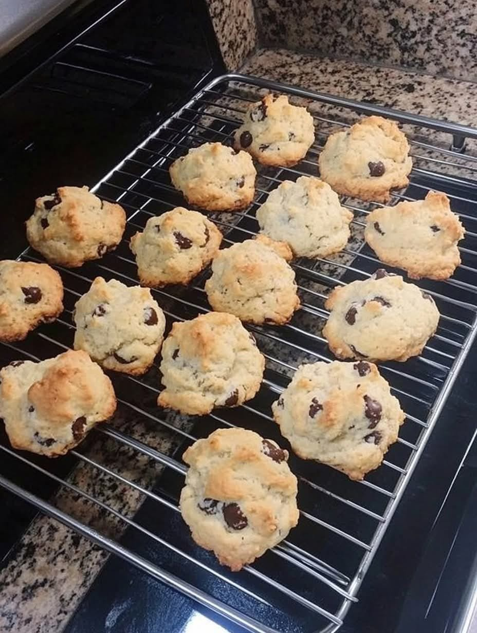 Easy chocolate chip cookies